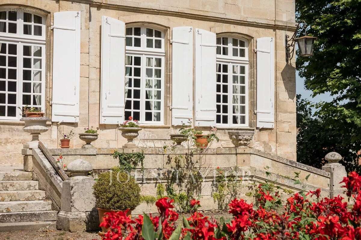 Maison de maître historique - parc de 1,3ha - john taylor - photo 6