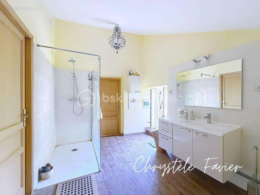 Maison de village 4 p + cuisine de 133 m2 - jardin 220 m2  - charme et confort - photo 6