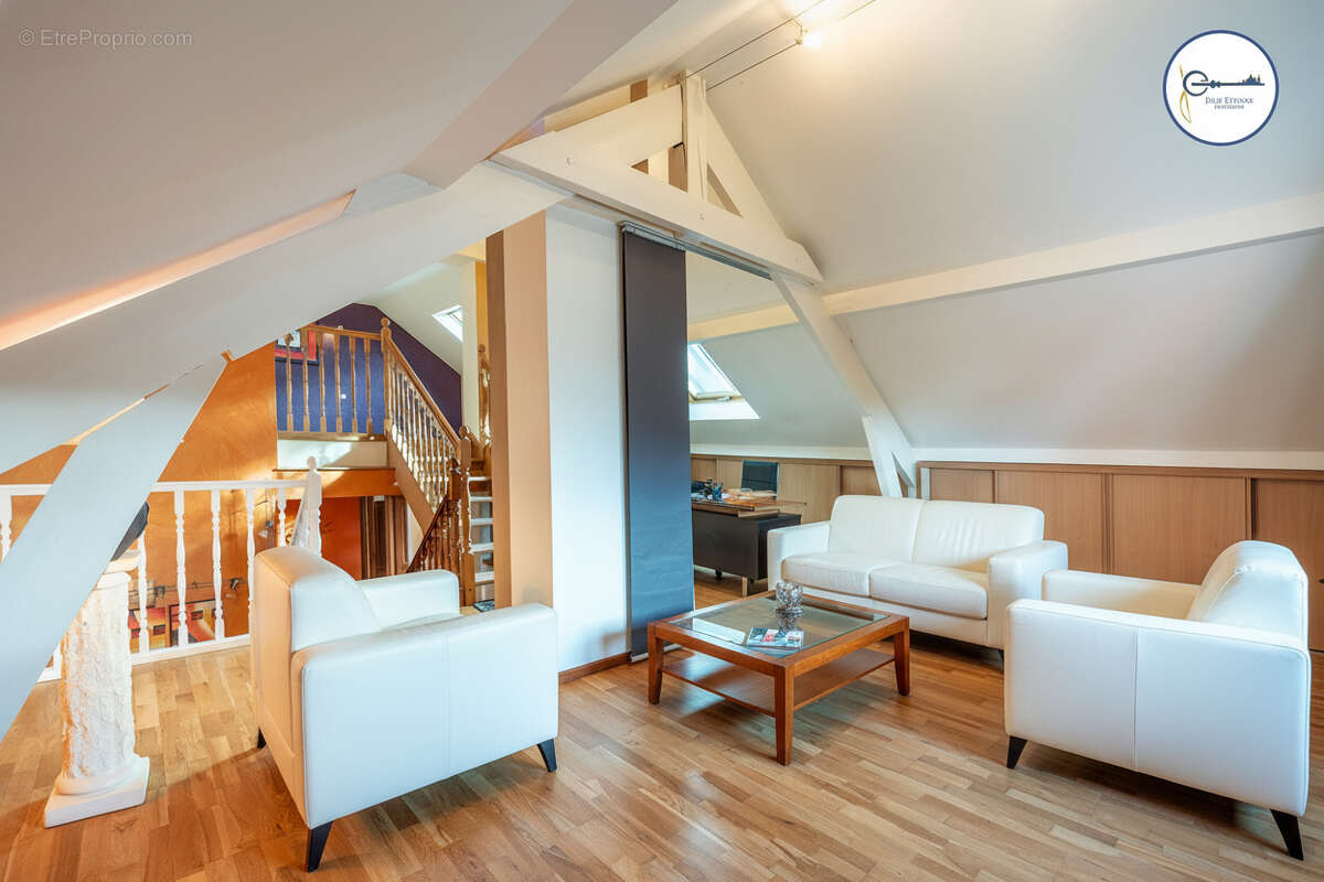 Maison à THAON-LES-VOSGES