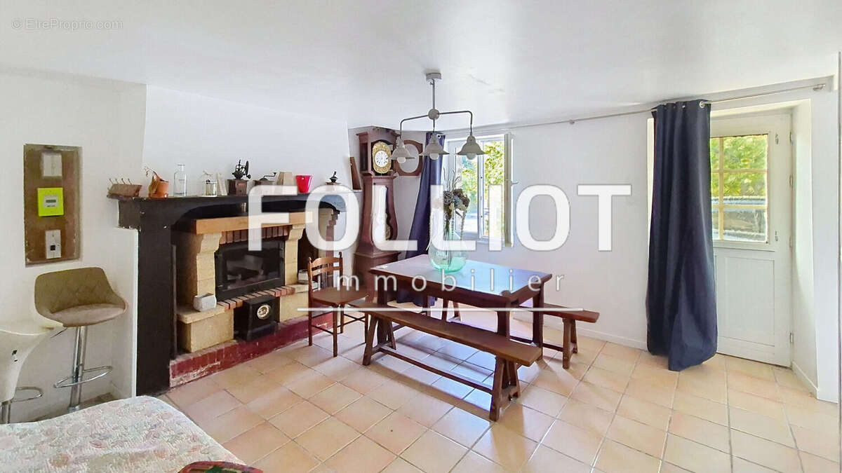 À vendre - Belle maison en pierre à Hudimesnil, à proximité de Bréhal - photo 9