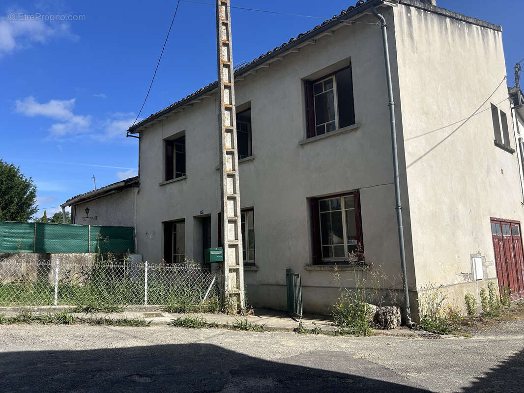 Maison à LAVARDAC