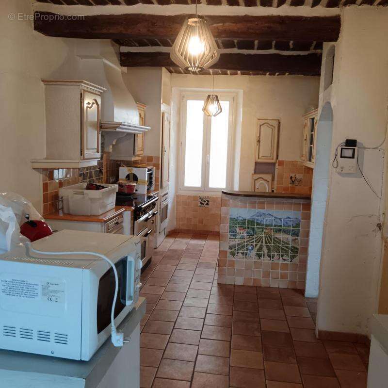 Maison à LA GARDE-FREINET