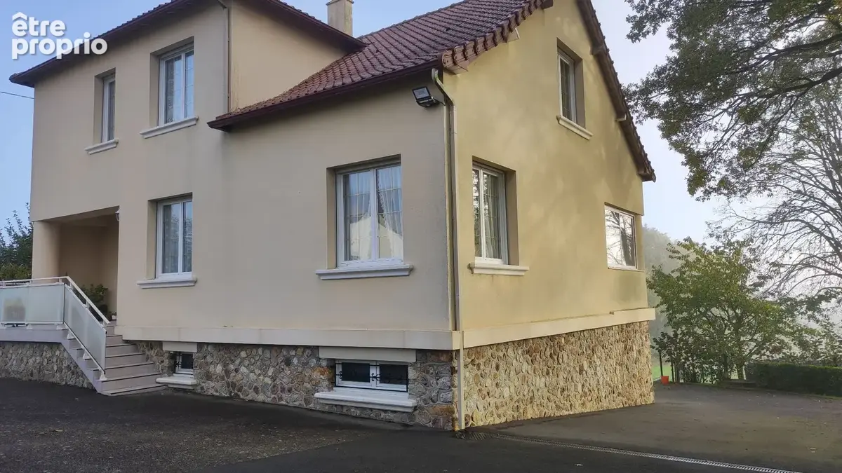 Maison 8 pièces 157 m²  -  La Baconnière - photo 2