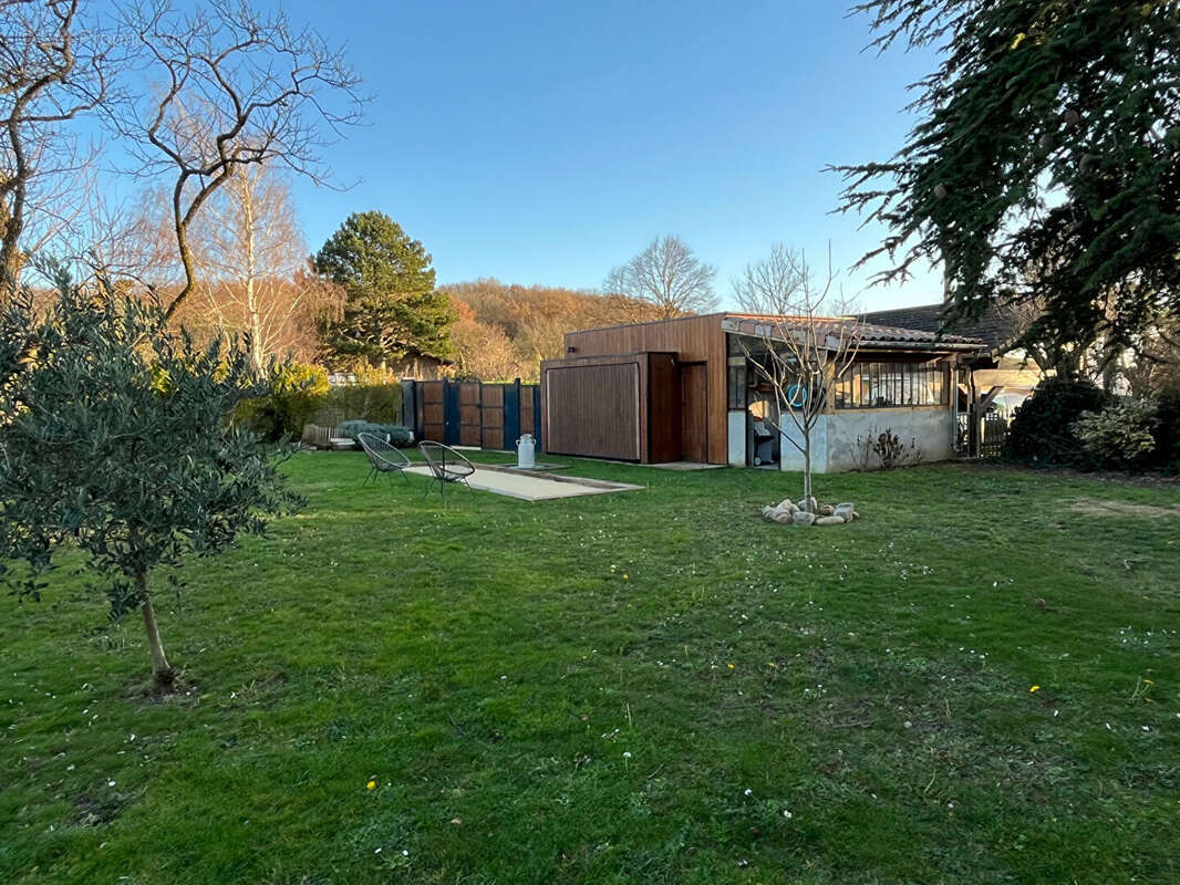 Maison à REVENTIN-VAUGRIS