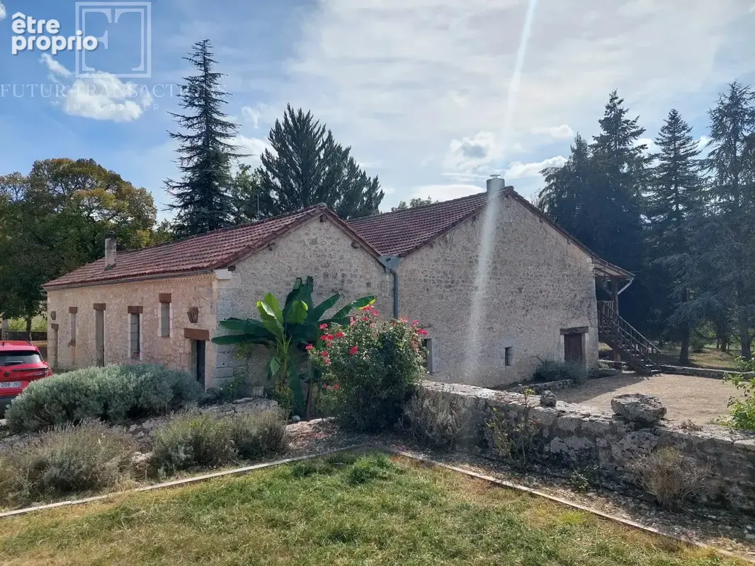 Propriété isolée sur 88 ha et étang - photo 5