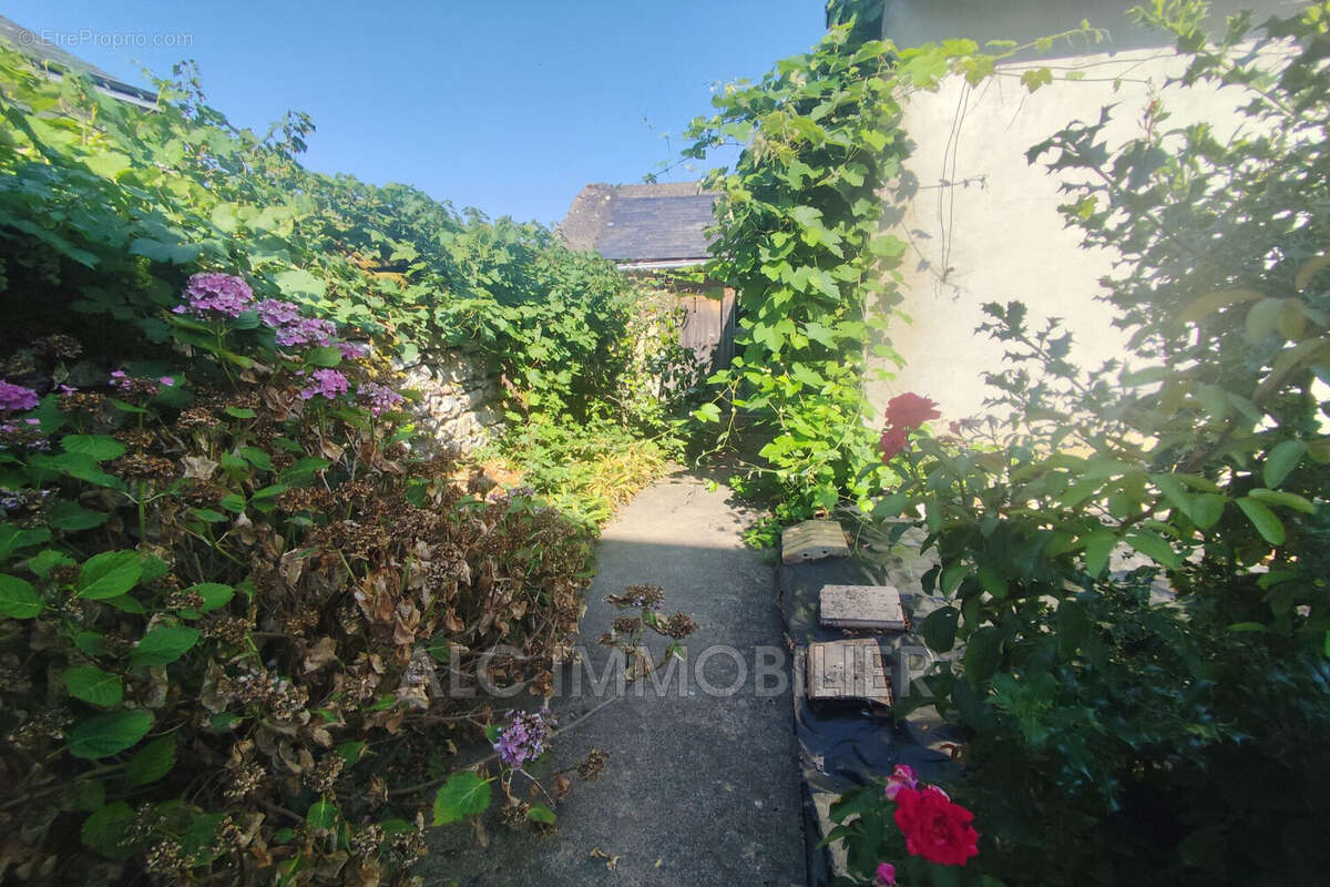 Maison 112 m² à Fresnay-Sur-Sarthe  - photo 4