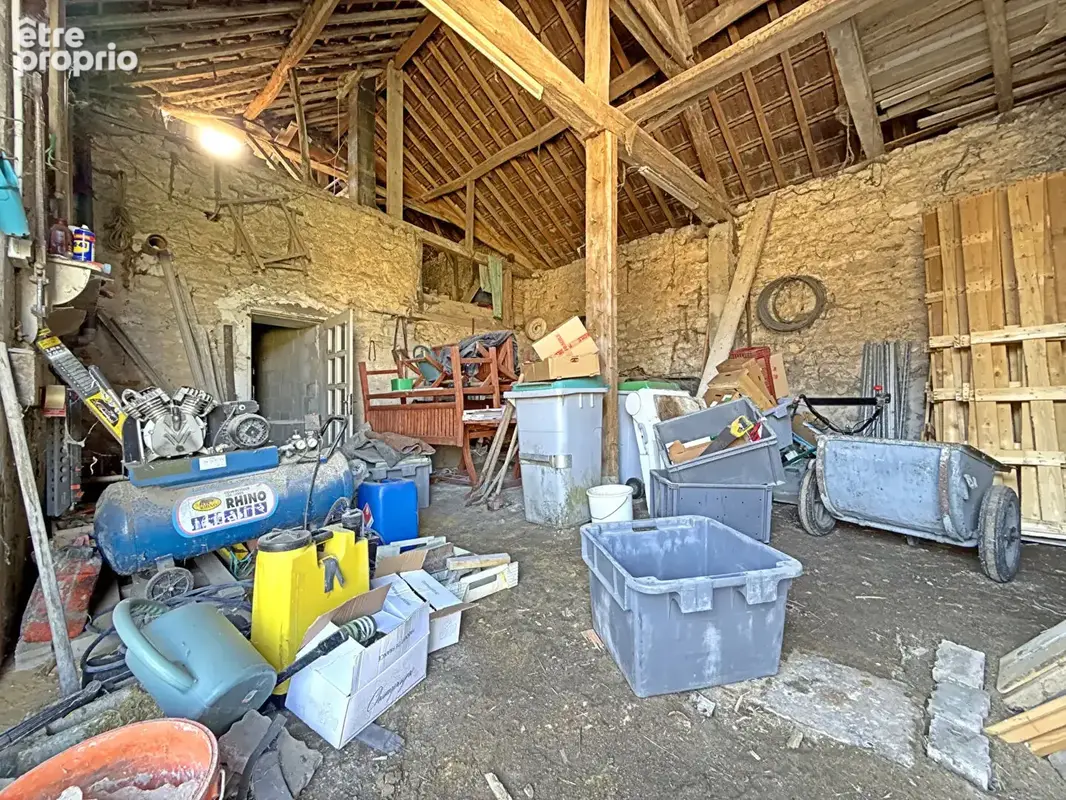 Maison à vendre à Hermonville - Fort potentiel à rénover - photo 3