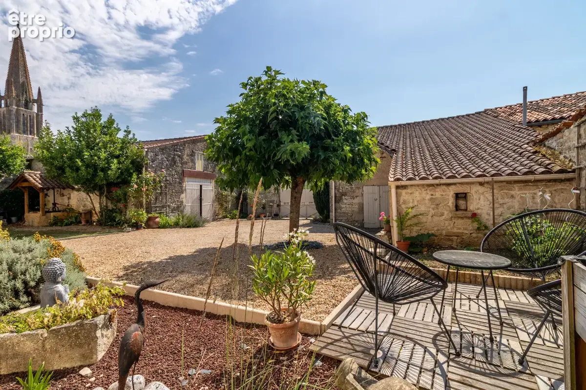 Maison de caractère, 264 m2, 4 chambres, bureau, piscine, dépendances - photo 15
