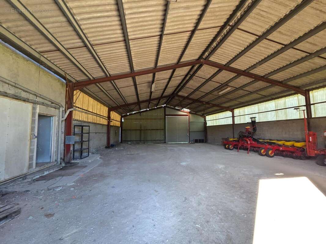 Appartement à ASNIERES-SUR-NOUERE