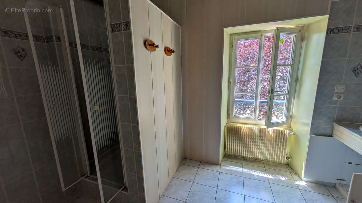Maison rénovée - 2 chambres - frontenay rohan rohan - photo 8