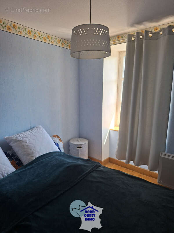 Maison 80 m² à Saint-Fraimbault  - photo 13