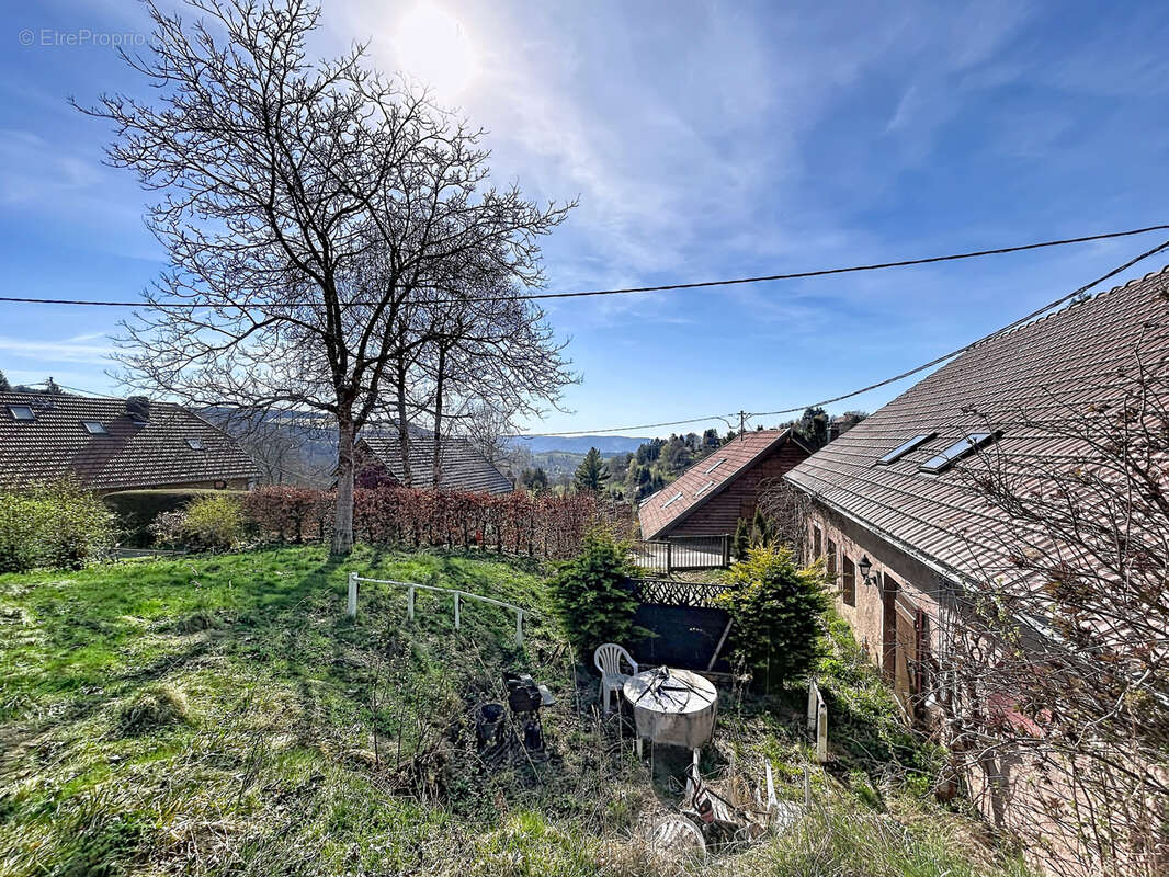 Maison à BELMONT