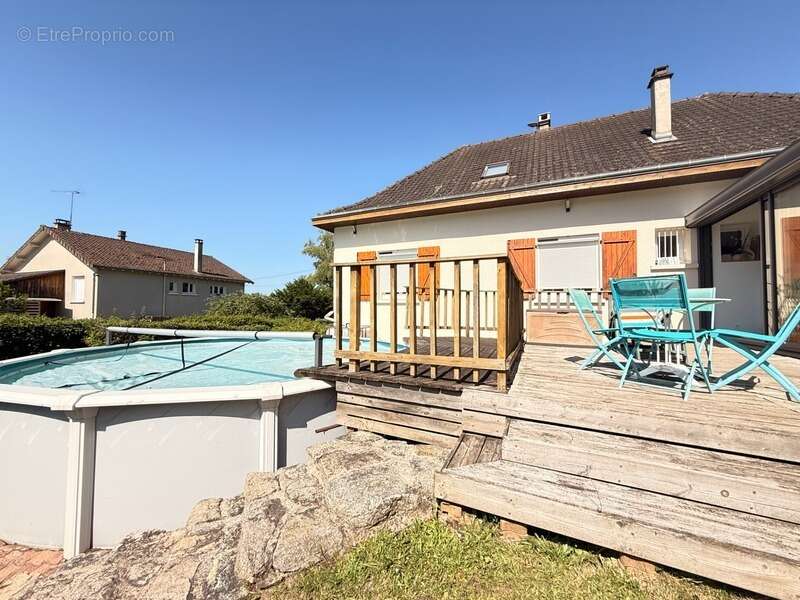 Maison à CHENIERS