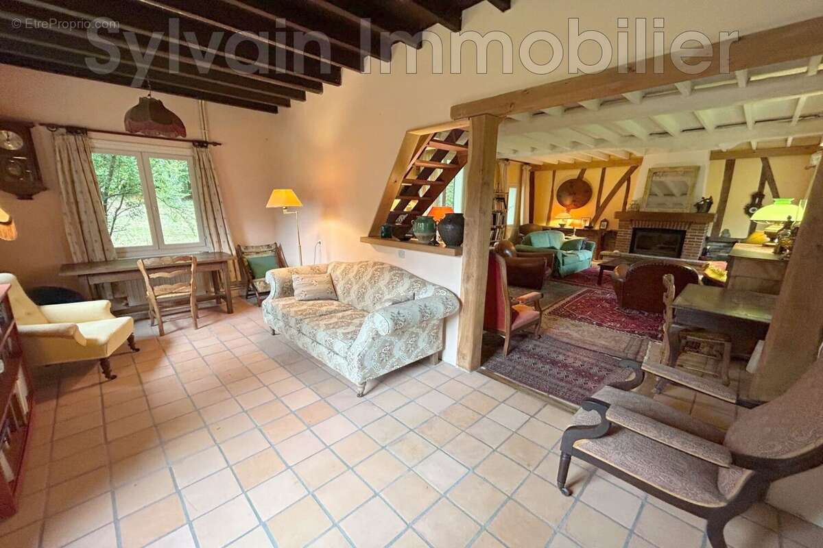 Maison à GRANDVILLIERS