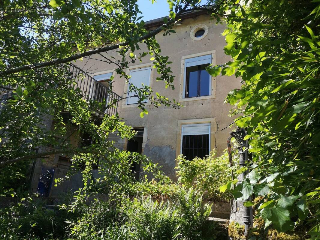 Maison à DOMMARTEMONT