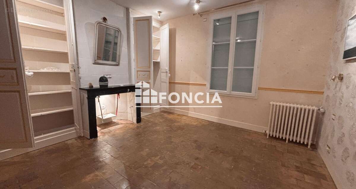 Maison à SAINTE-MAURE-DE-TOURAINE