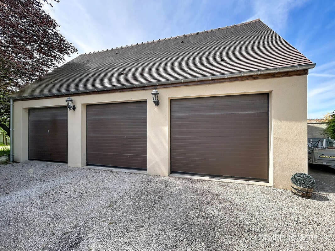 Maison à AUGER-SAINT-VINCENT