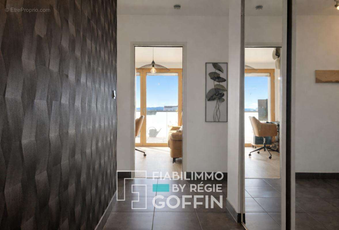 Appartement à LYON-8E