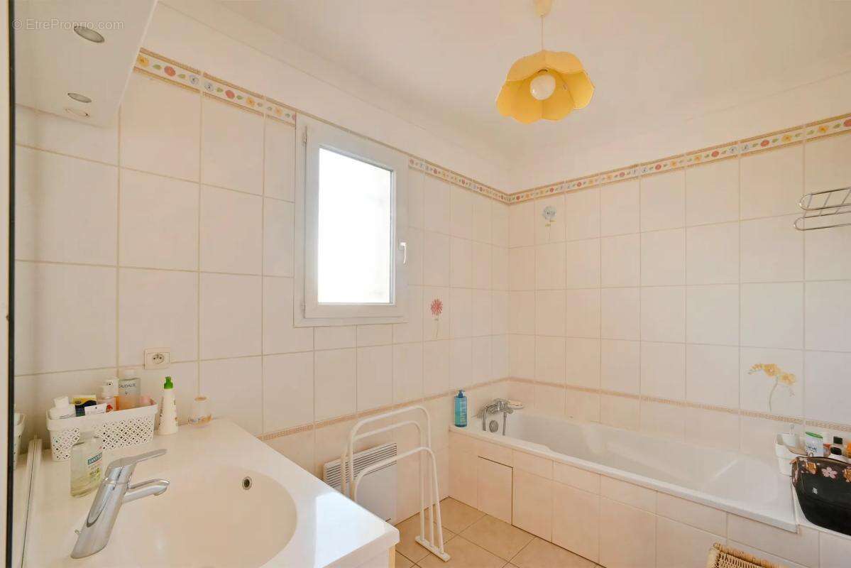 Maison à SAINT-GILLES