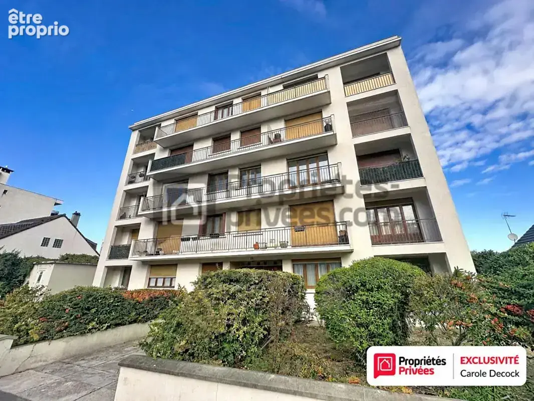 Appartement T3, vue dégagée, 2 balcons - photo 2