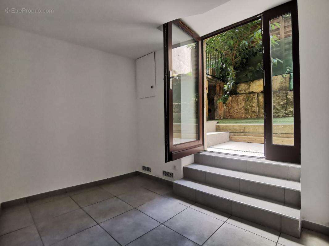 Appartement à SAVIGNY