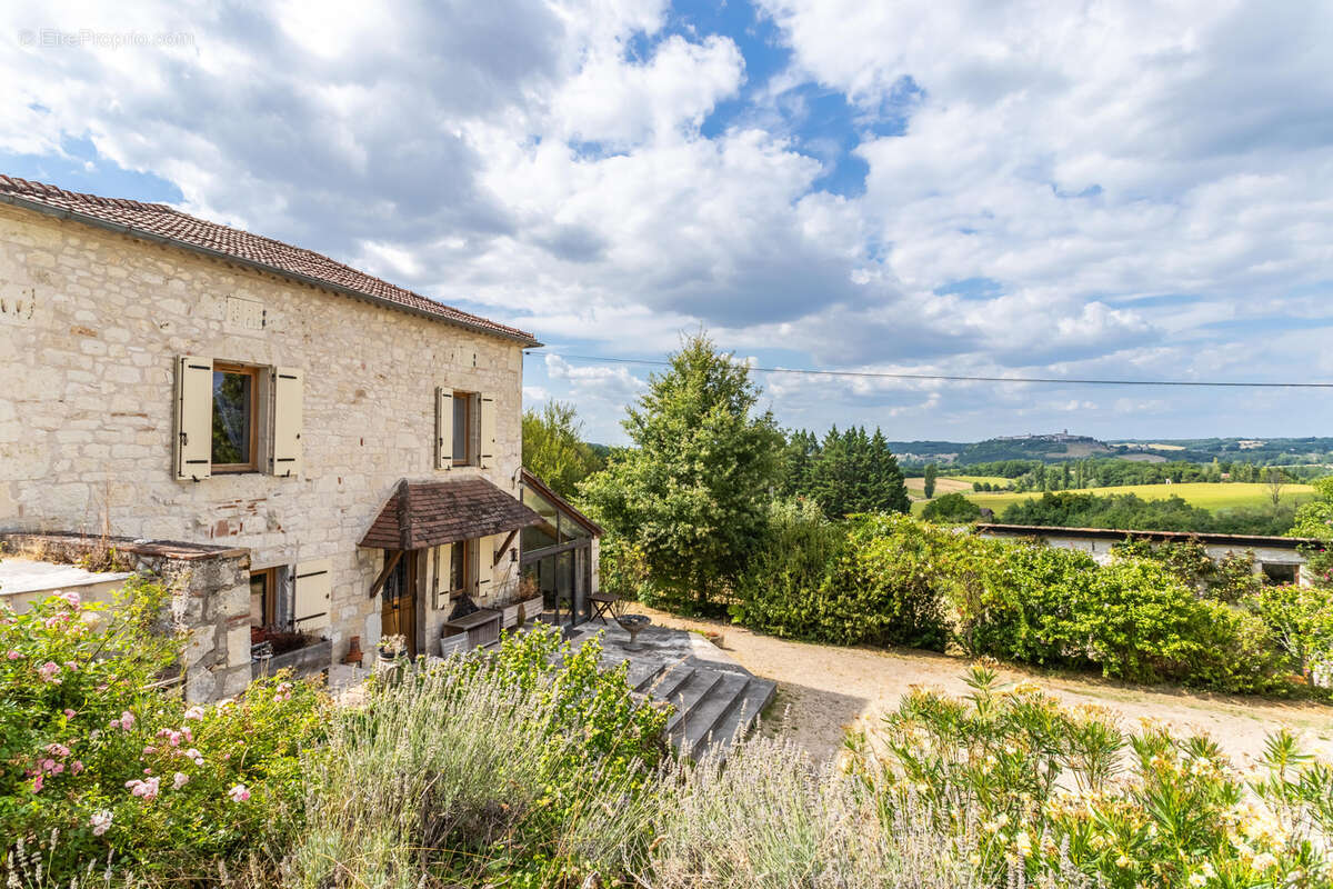 Maison de campagne, annexe, jardin, piscine, granges. - photo 47