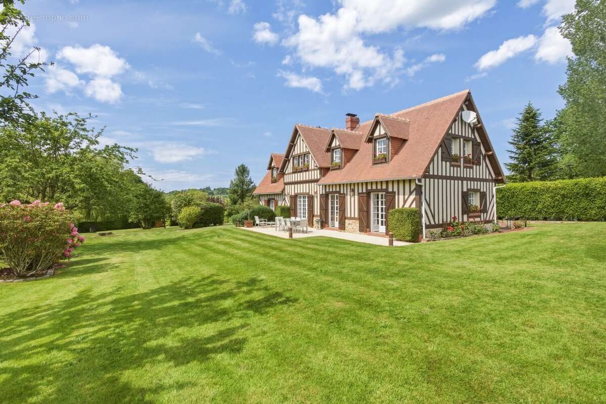 Maison à ENGLESQUEVILLE-EN-AUGE
