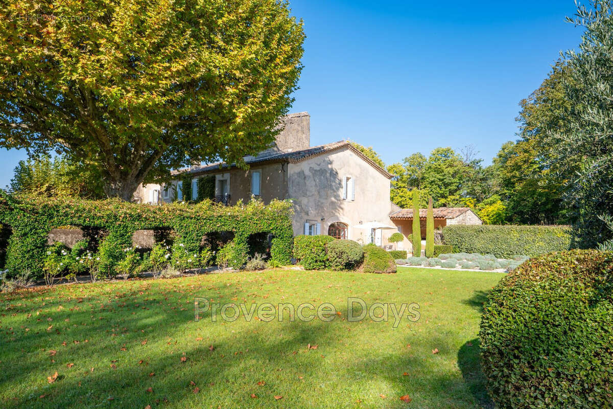 Maison à CABRIERES-D'AVIGNON