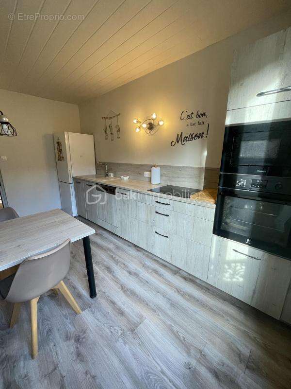 Maison à VILLETHIERRY