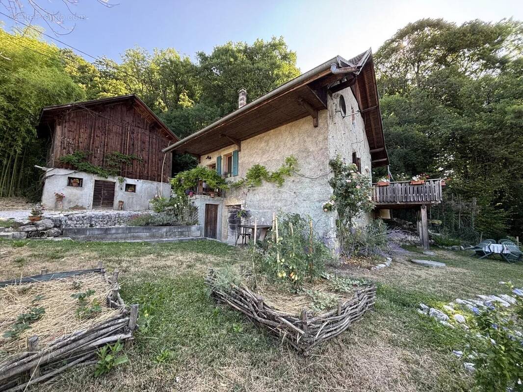 Maison à BONNEVILLE