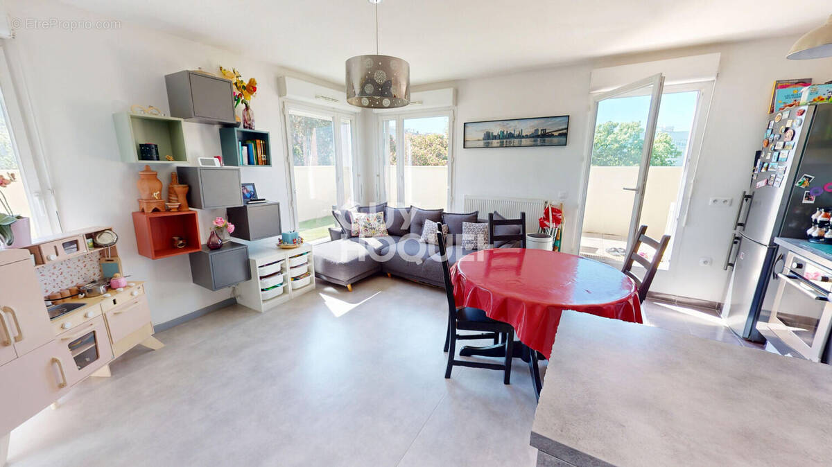Appartement à ATHIS-MONS