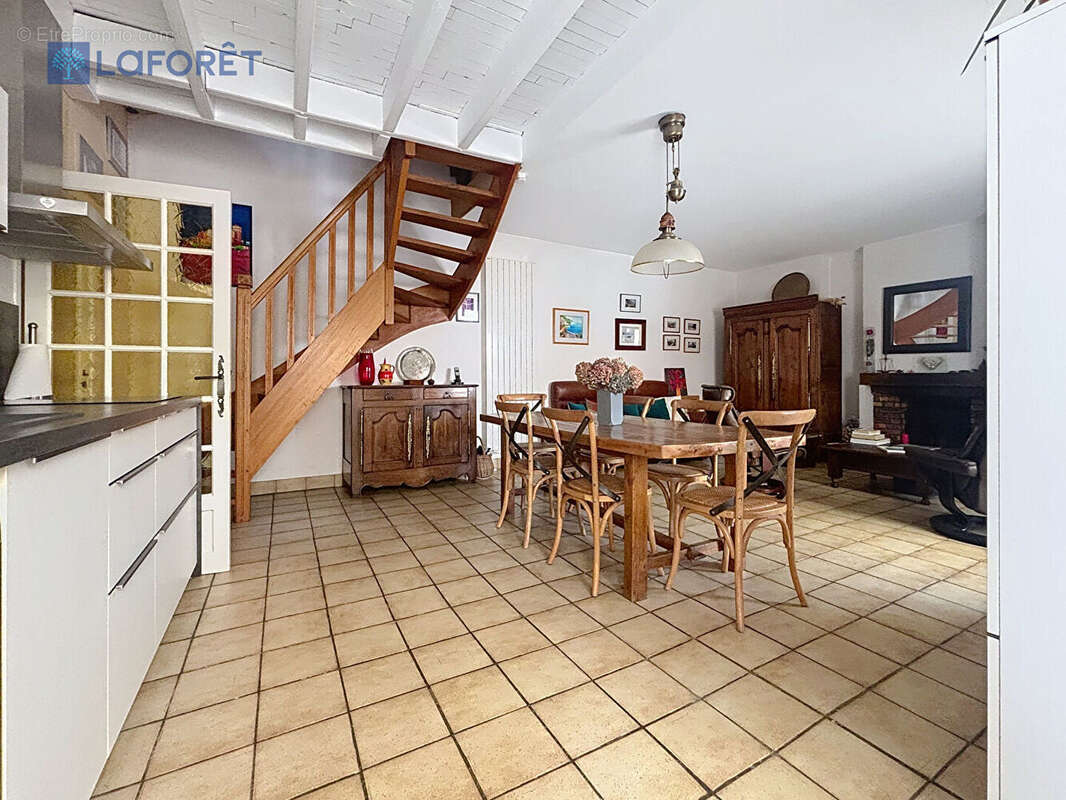 A VENDRE Maison Lanester 5 pièce(s) 97.83 m2 - photo 5