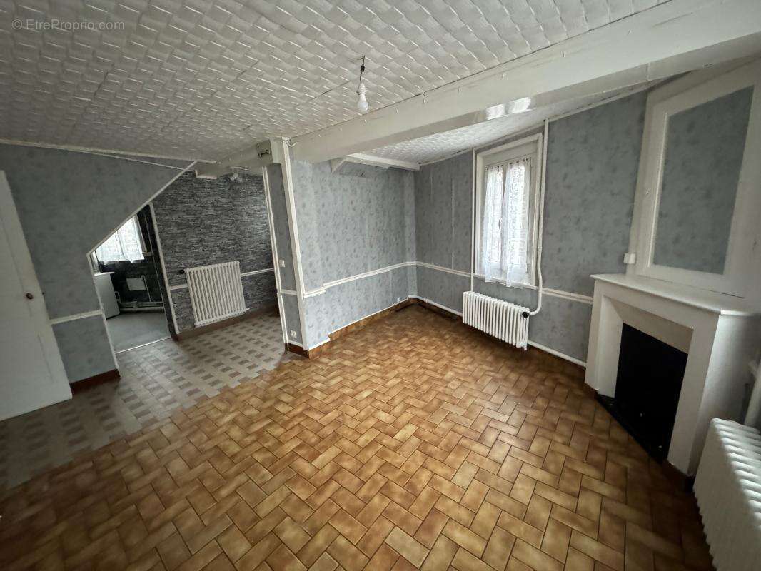 Maison à BERNAY