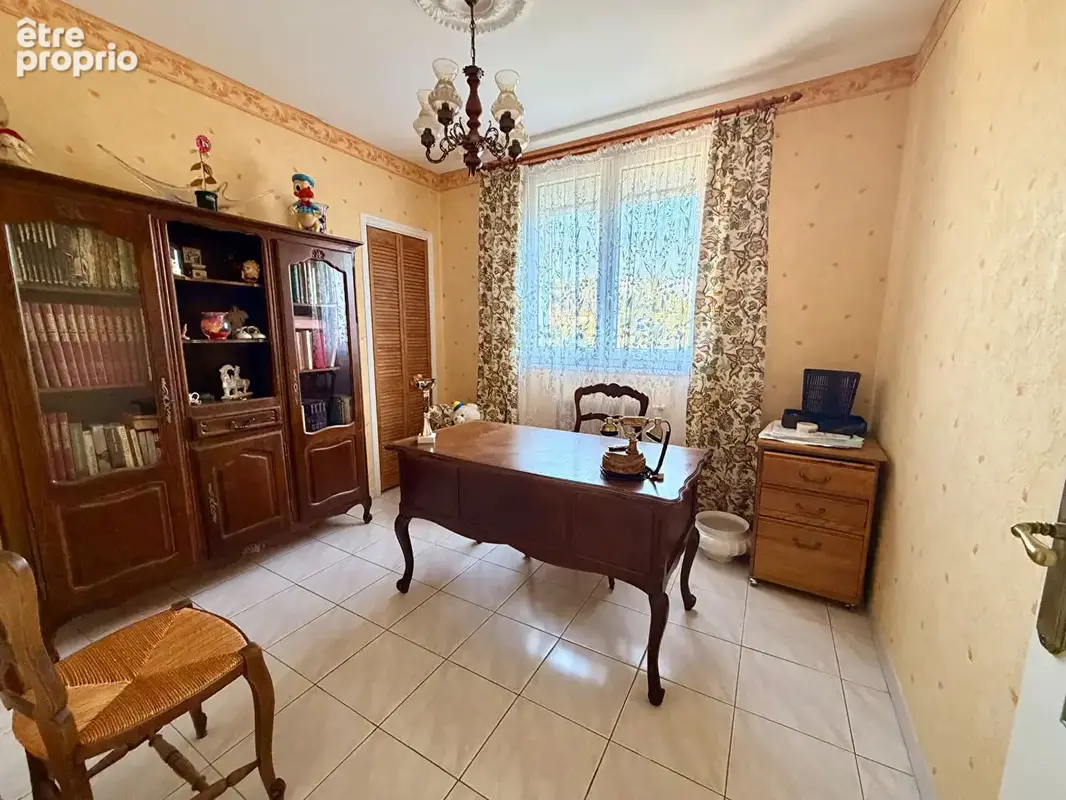 Appartement Martigues 5 pièce(s) 100 m2, calme, vue dégagée, parking - photo 9