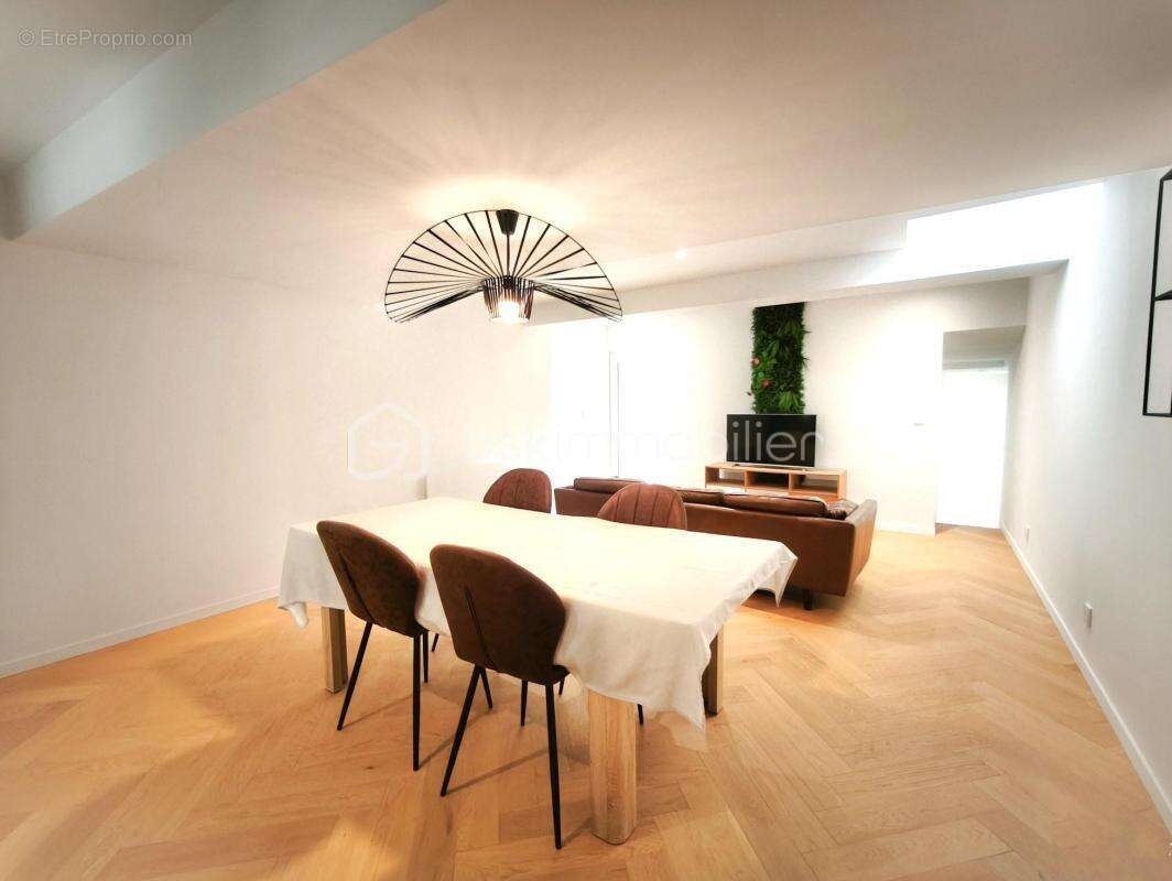 Maison de ville de 89 m² - 5 pièces - quartier beauregard - sainte-catherine - 53000 laval - photo 4