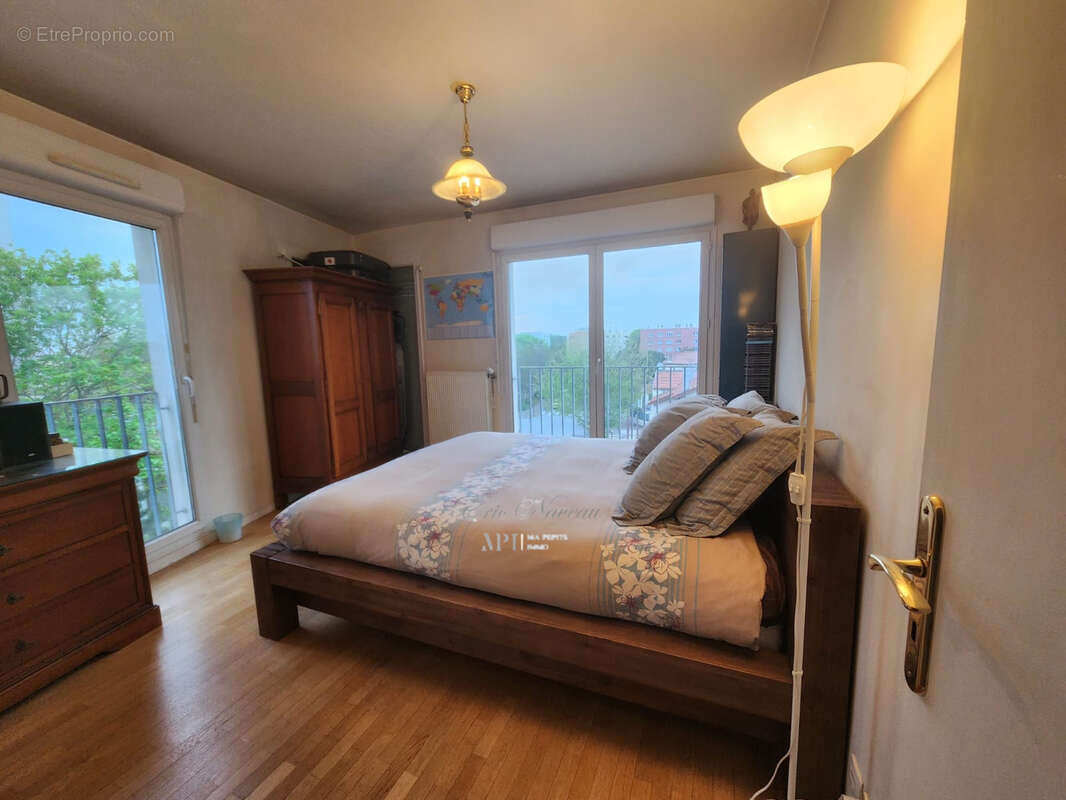 Appartement à LA COURNEUVE