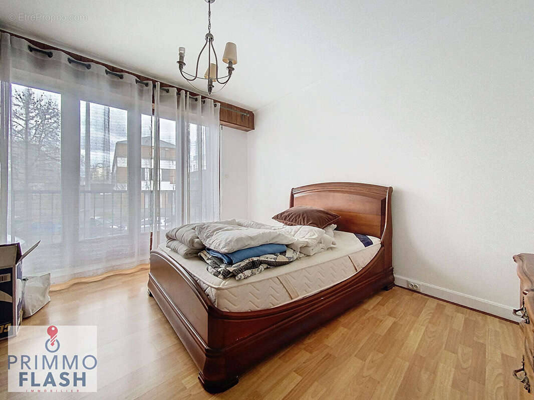 Appartement à AUBERVILLIERS