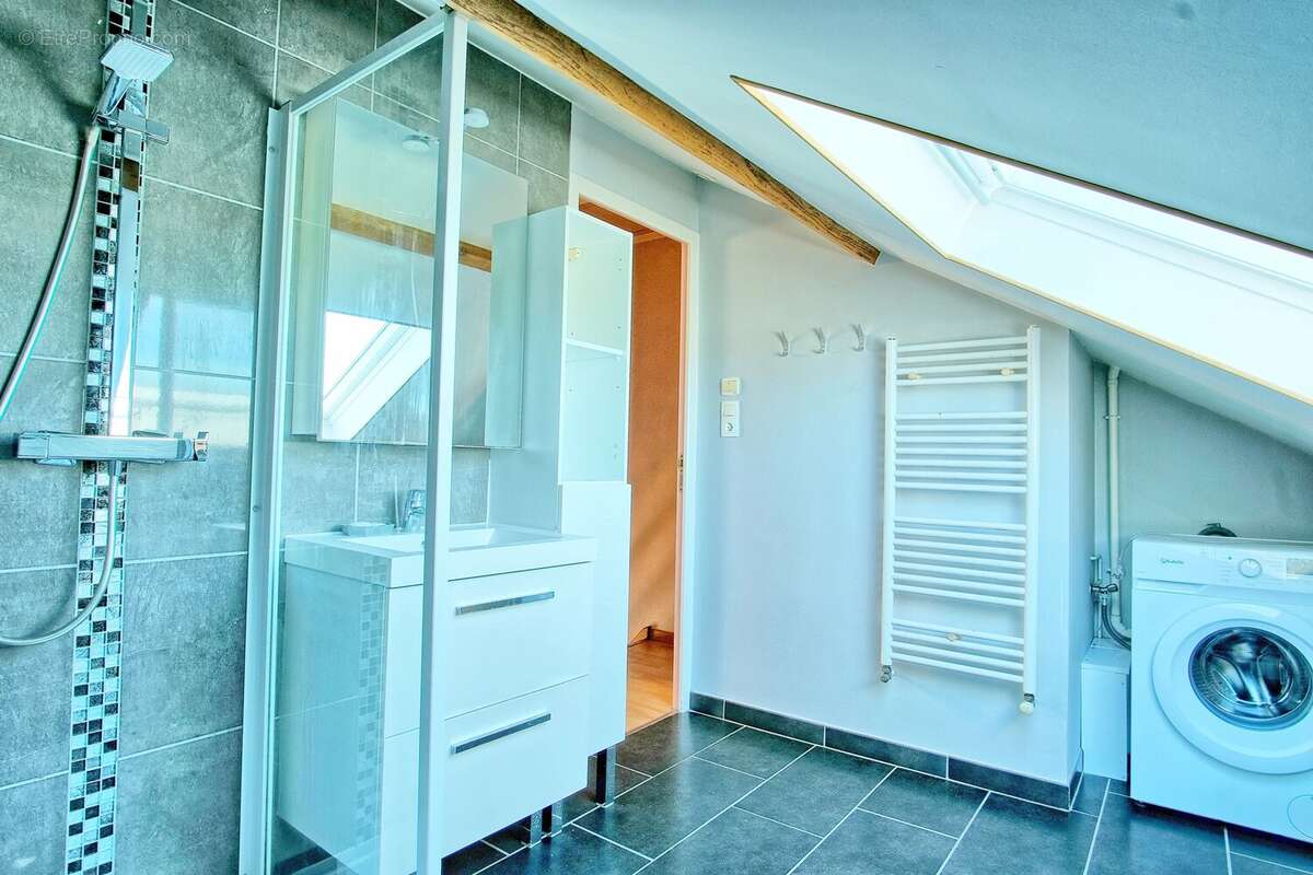 COURSEULLES SUR MER - Duplex 2 chambres jardin & parking - photo 11