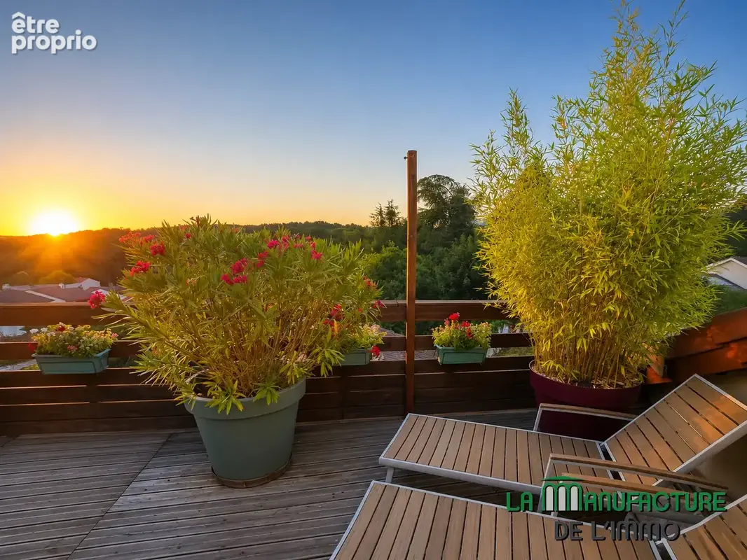 Appartement type f4 bis   67,33 m2 carrez (104,48 m2 au sol)   terrasse tropezienne   garage   stationnement - photo 10