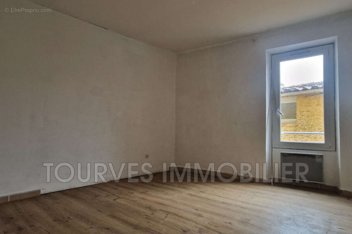 Maison 120 m² à Tourves  - photo 8