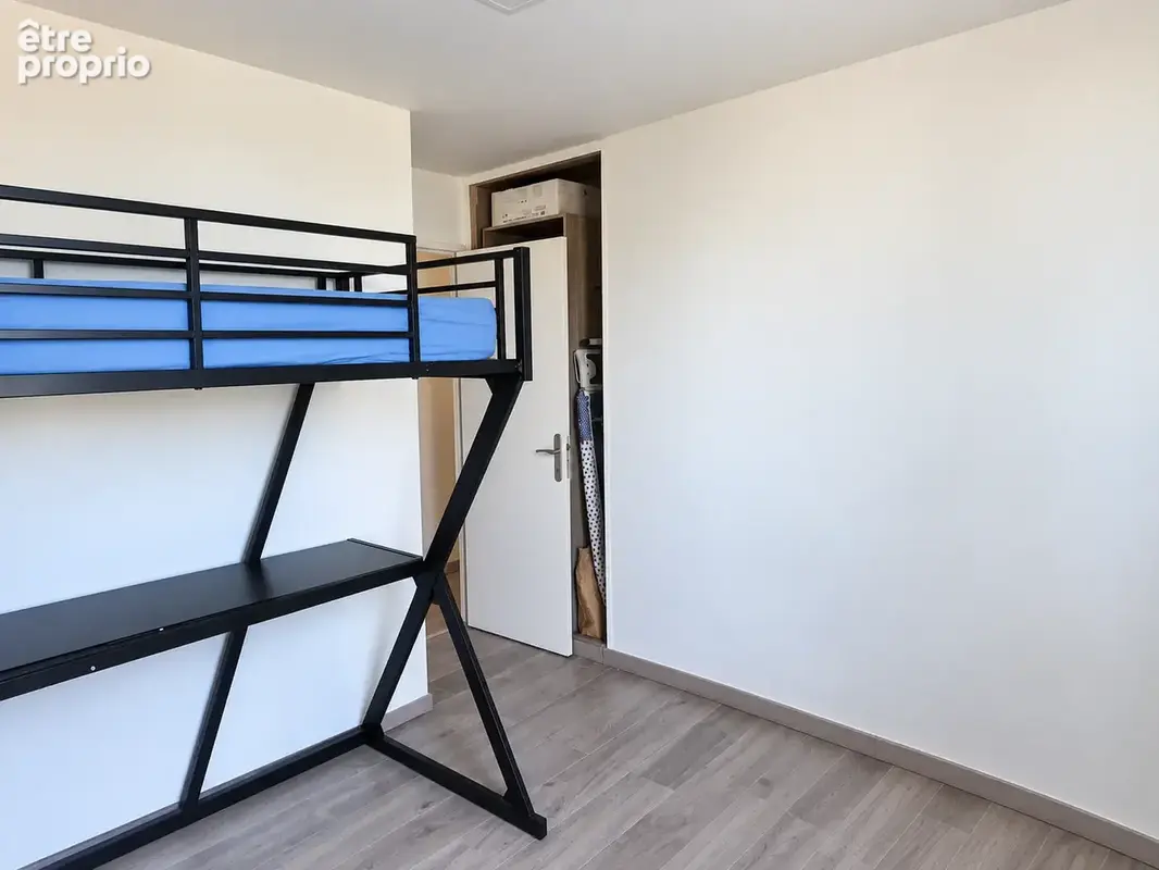 En exclusivite t3 avec terrasse en 5eme etage dans residence fermee avec ascenseur - photo 8