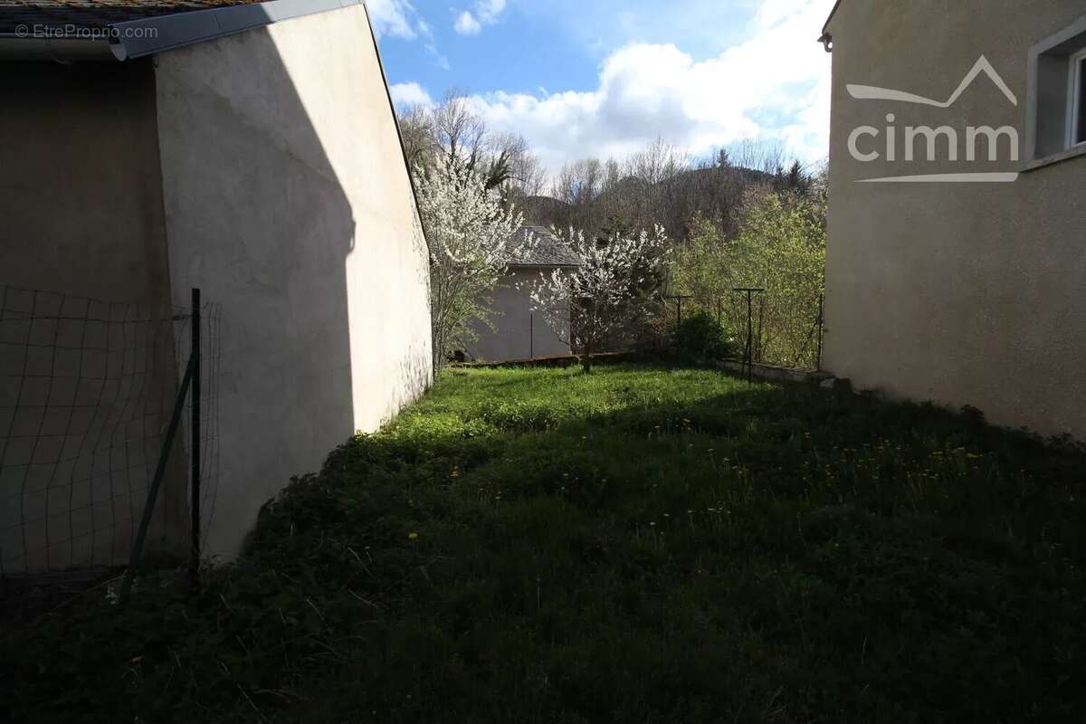 Maison à ROQUEFORT-DE-SAULT
