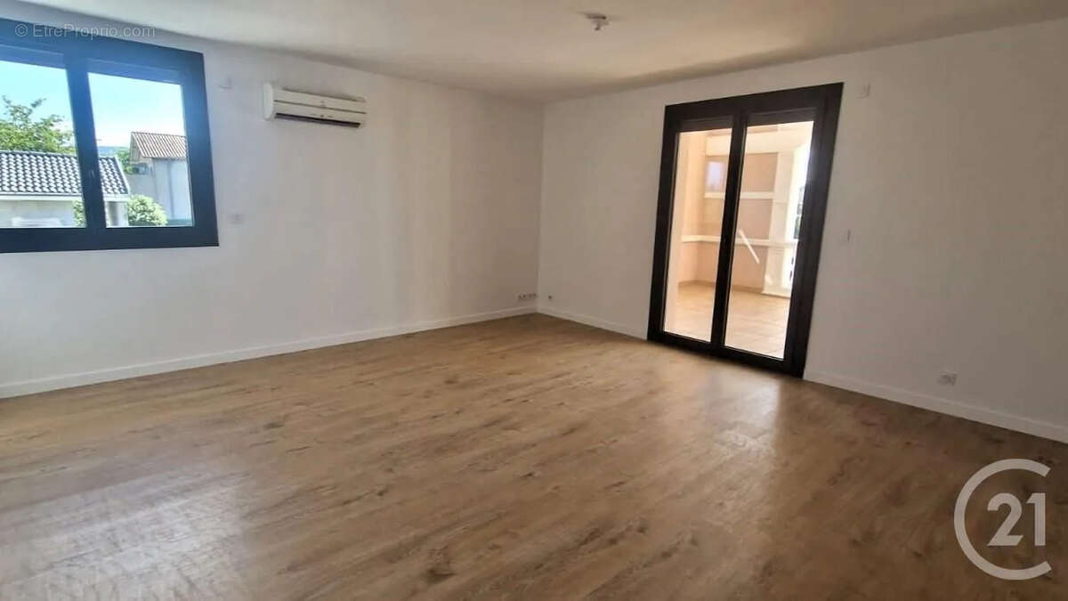 Appartement à QUINCIEUX
