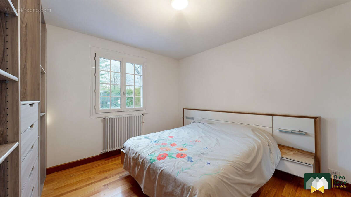 Chambre 1 RDC - Maison à LUISANT