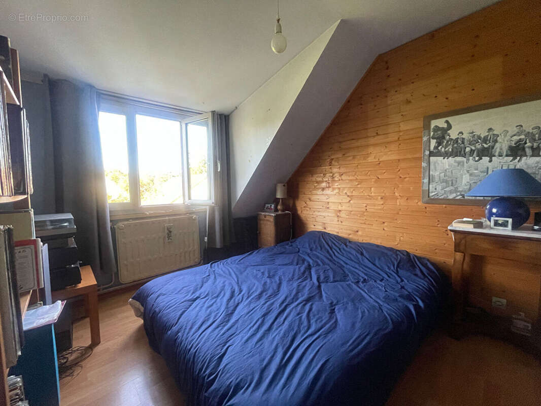 Maison à SAINT-ARNOULT-EN-YVELINES