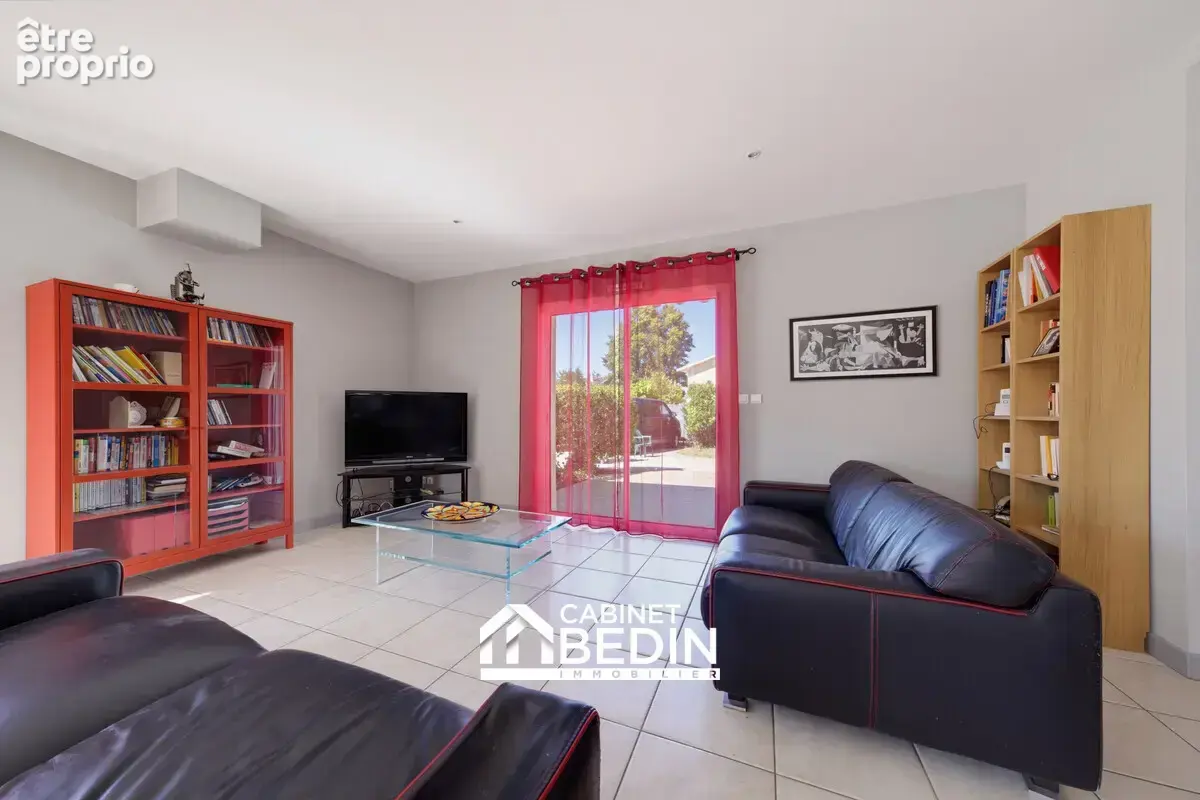 Maison 5 pièces 142 m² à vendre à Saint-Medard-En-Jalles (33160) - photo 4