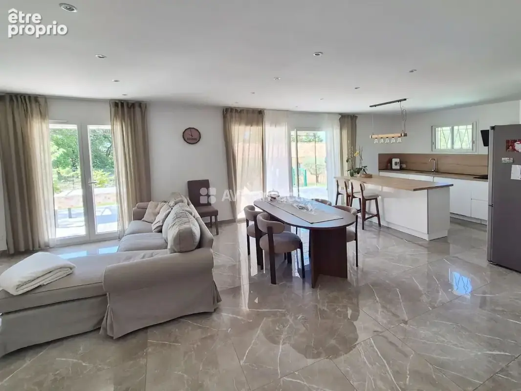 Maison 5 pièces 122 m² à vendre à Lorgues (83510) - photo 2