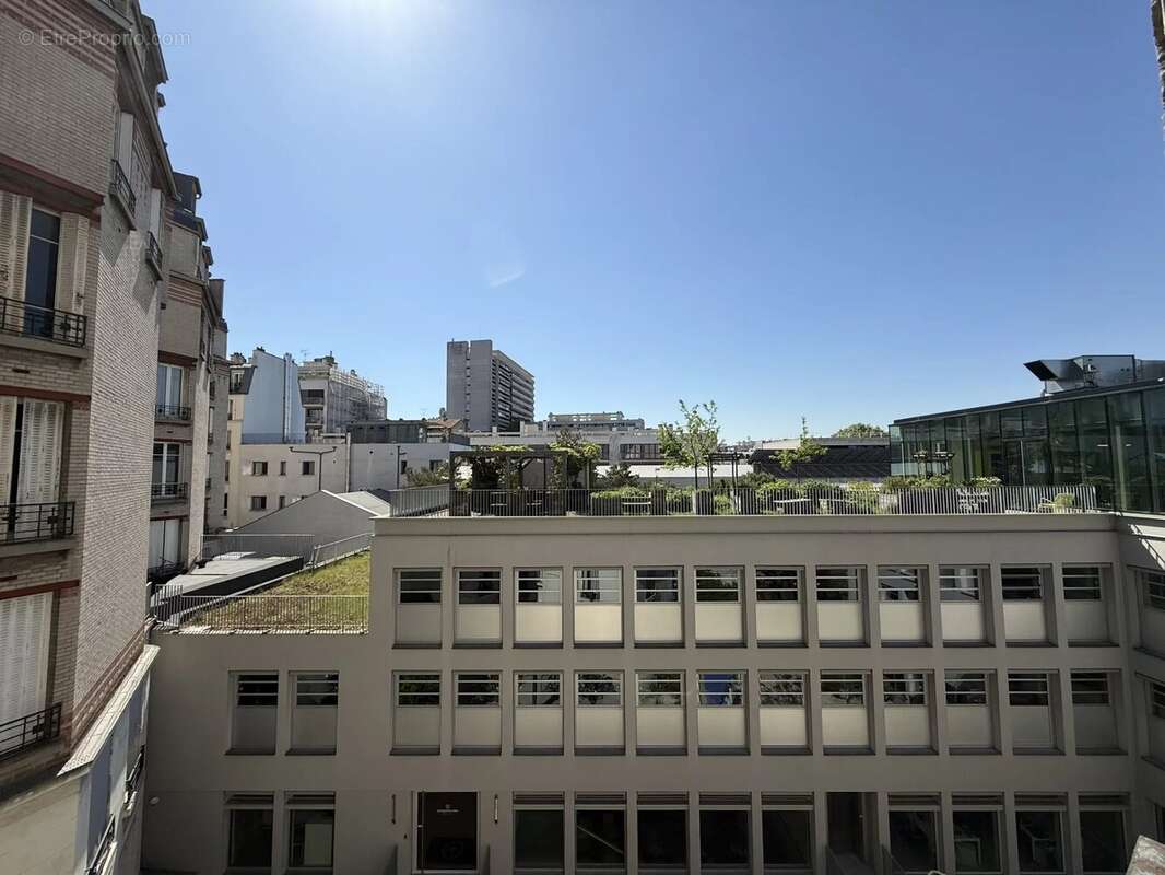 Appartement à PARIS-11E
