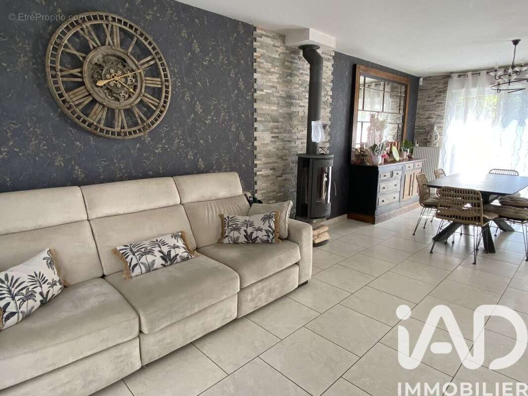Maison 102 m² à Leers  - photo 4