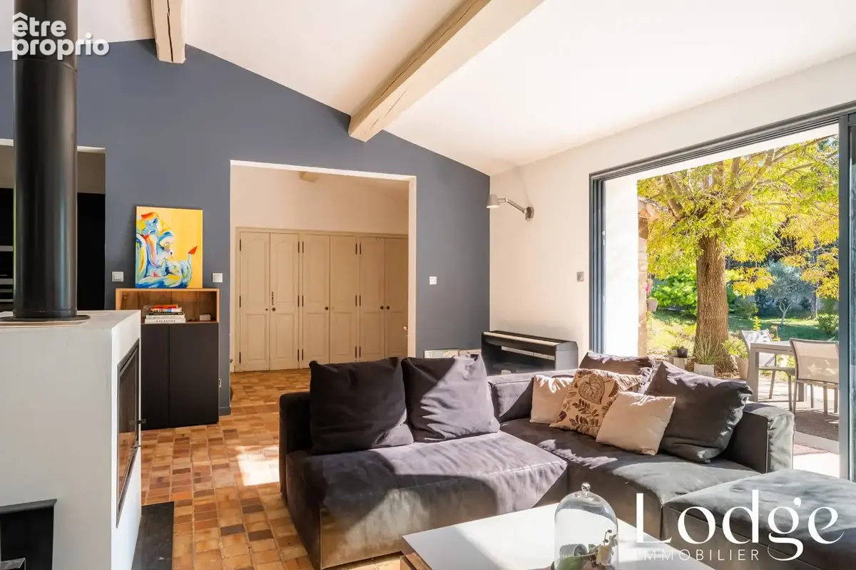 Maison 250 m² à Aix-En-Provence  - photo 3
